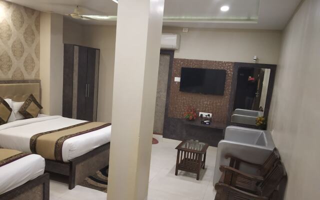 Hotel Aadesh Palace
