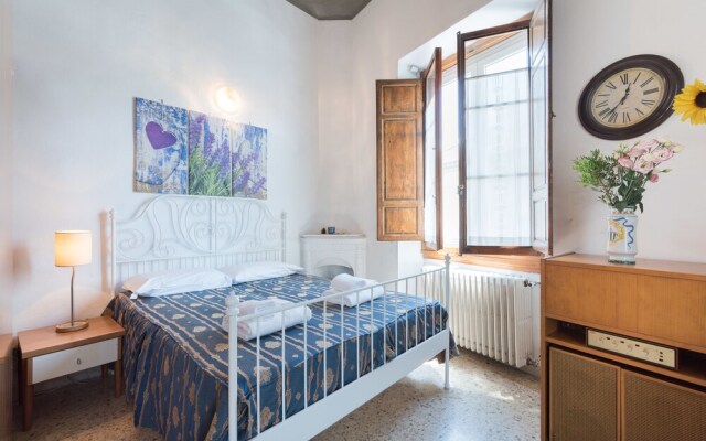 Borgo la Croce Apartment