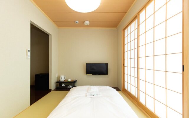 Karasuma Rokujo Hotel