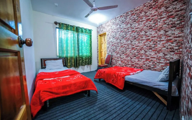 Yak Sarai Hotel