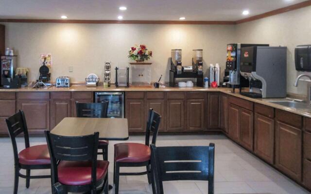 Days Inn by Wyndham Liverpool/Syracuse