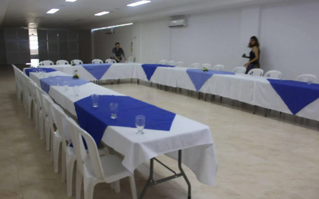 Hotel Metropolitana Plaza