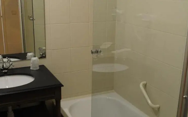 Hotel Heritage