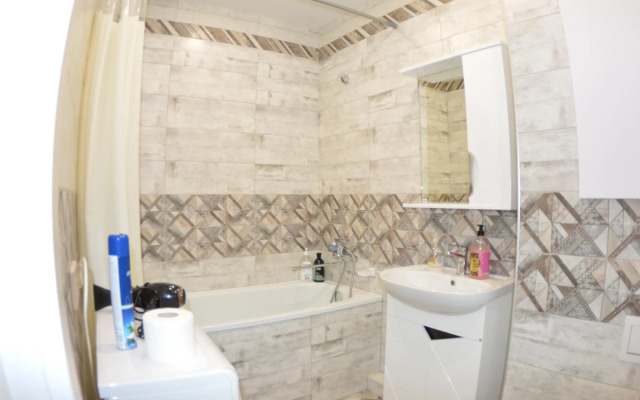 Апартаменты на улице Верхняя Дуброва 42