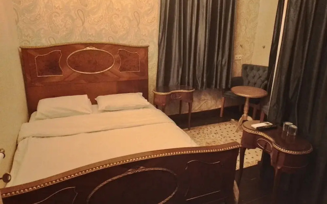 Mazi Otel