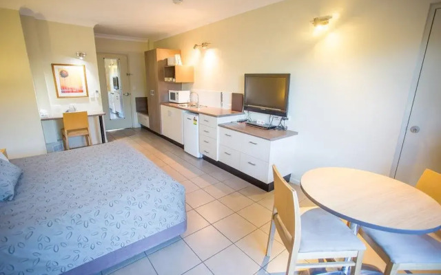 Spinifex Motel & Serviced Apartments