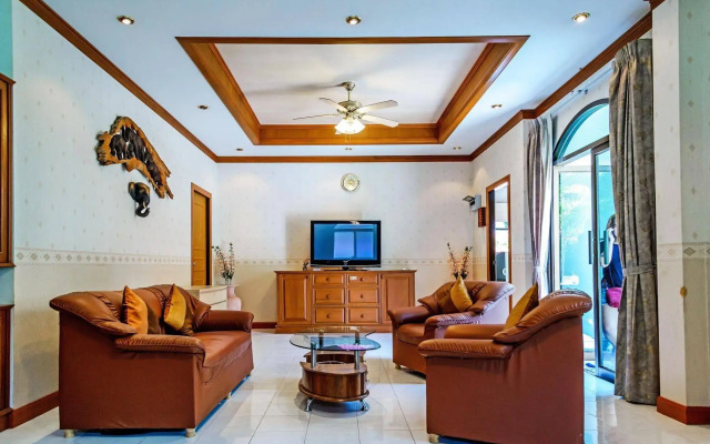 New Nordic Pool Villa