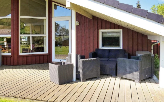 Cozy Holiday Home in Jutland near Beach
