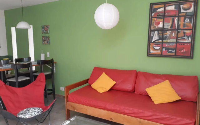 Apartment con terraza 1 piso por escalera