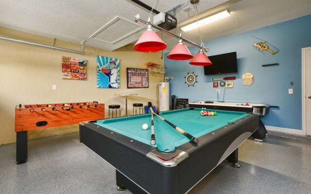 The Shire-5 Bedrooms House w/pool-4703TS