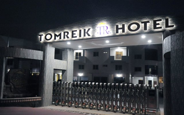 Tomreik Hotel