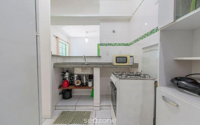 Apto com piscina prox da Praia de Araçaípe ADM0104