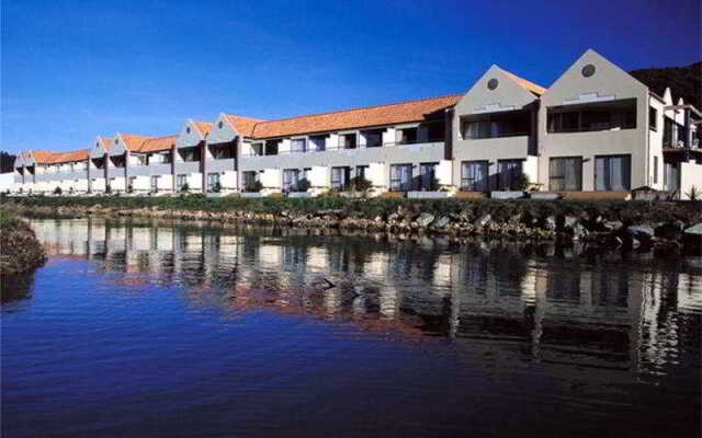 Apartments on the Waterfront