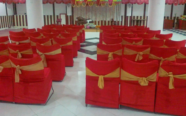 Hotel Ashish Palace