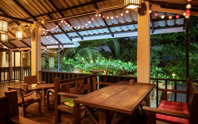Jaidee Bamboo Huts