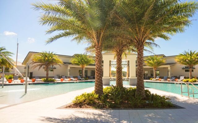 Stunning Vacation Home So3890