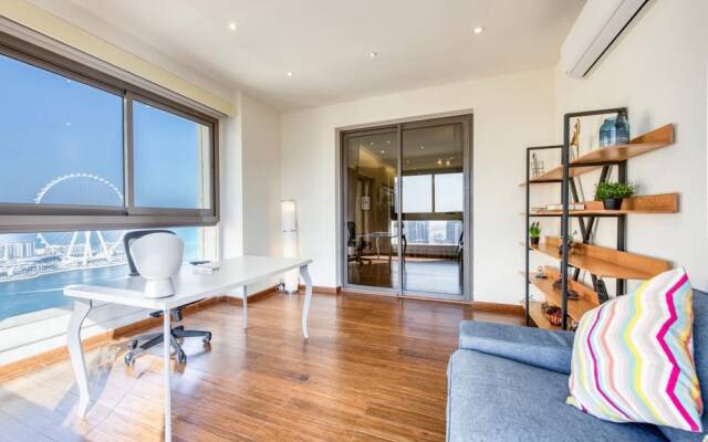 Sun Sand Dubai Luxury at JBR Beach