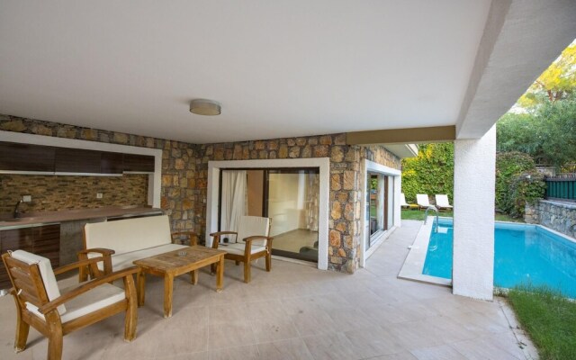 Luxury Villa With Pool in Gocek Fethiye