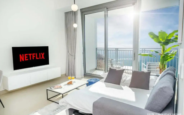 LUX 52 42 Deluxe Island view suite