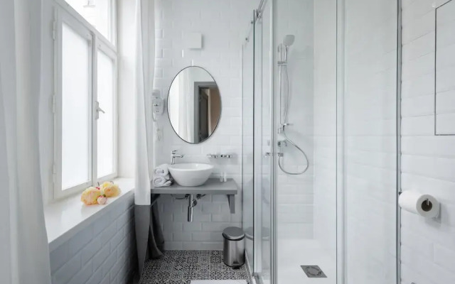 Garden Suites Residence by TKC