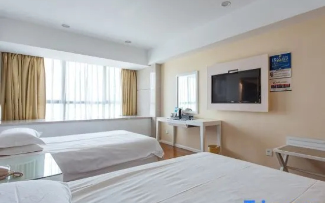 Elan Hotel