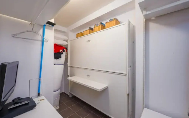 Nice Studio With a Sleeping Corner