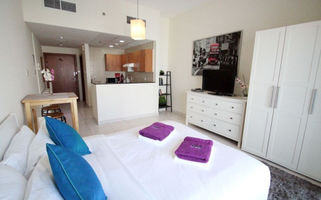 Marina View - Studio Apartment - MSG 8720