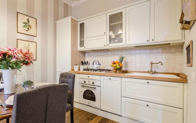 Casa Raffa in Lucca With 2 Bedrooms and 2 Bathrooms