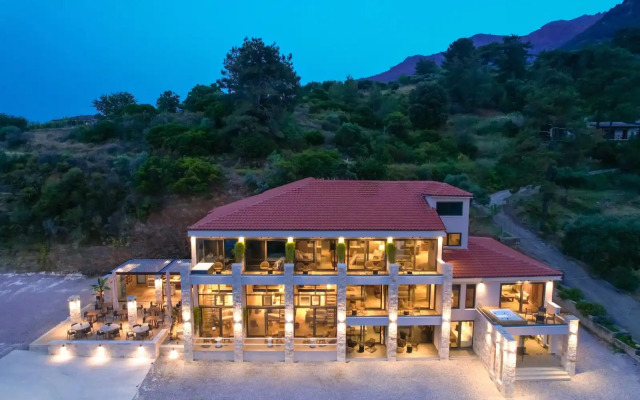 Essentia Luxury