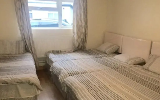 Elston Guest House