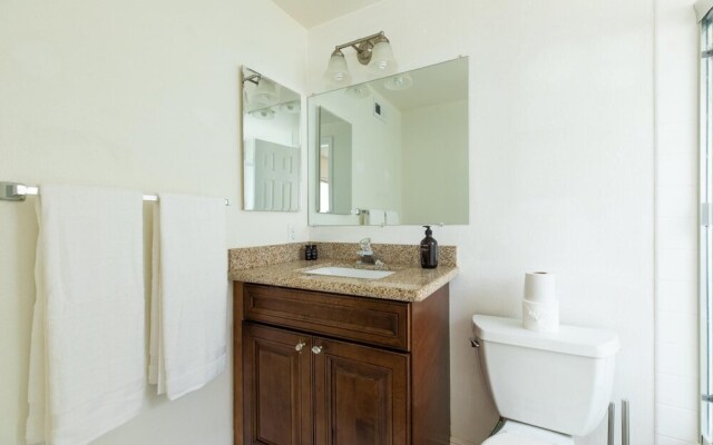 Sonrisa 2 Unit Buyout I III by AvantStay Home in Pacific Beach w Balcony