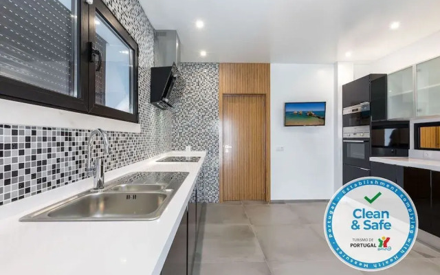 Luxury 47 - Deluxe Villa