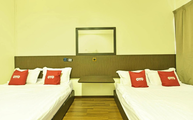 OYO 90727 Hotel Mini Indah