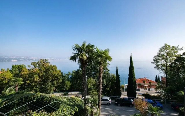 Villa Tomić Apartment Mia near the sea