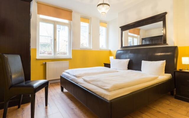 Villa und Haus Flora