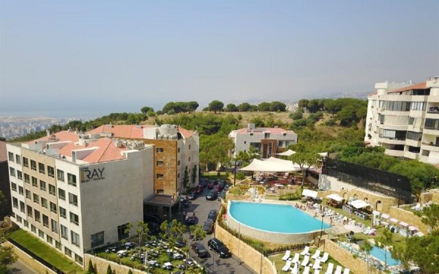 The Ray Hotel & Studios