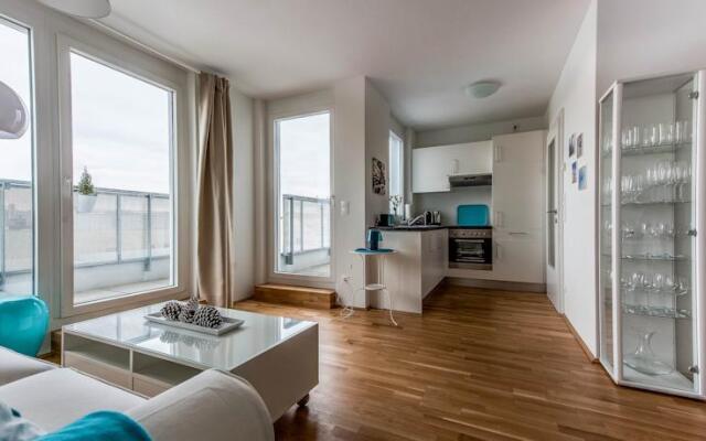 Beautiful Home - Skyline Apartment