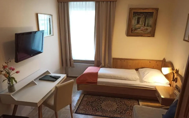 Hotel - Pension Adlerhof