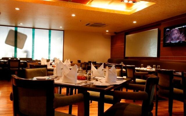 Mango Suites Apex