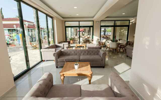 Robolla Beach Apart Hotel
