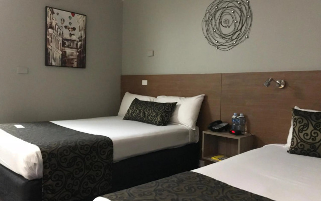 Nightcap at Burnie Townhouse