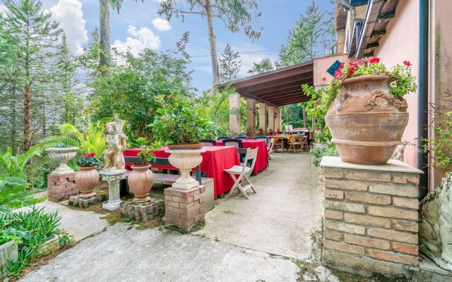 Beautiful Home in Monsampolo del Tronto With Wifi and 1 Bedrooms
