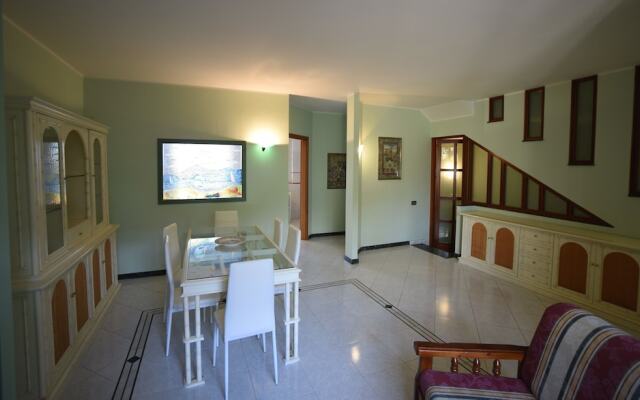 Guest House Villa "Contea di Aci"
