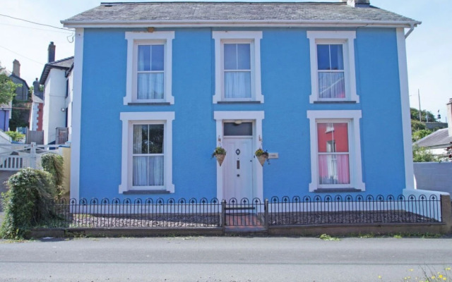 Holiday Home Bro Aeron