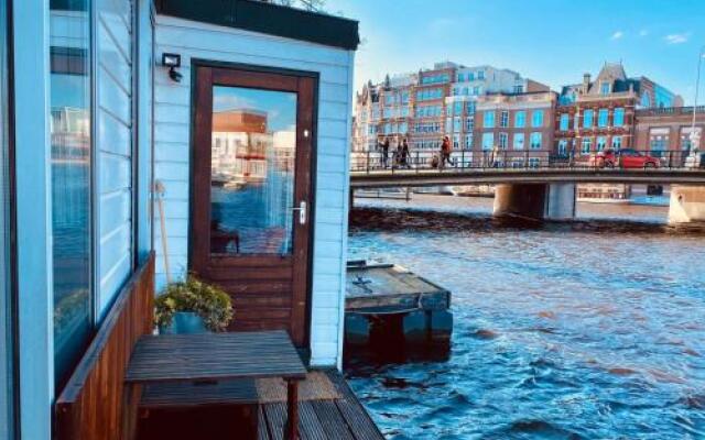 Rembrandt Square Houseboat