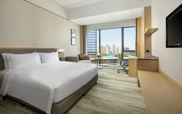 Holiday Inn Zhengzhou Riverside