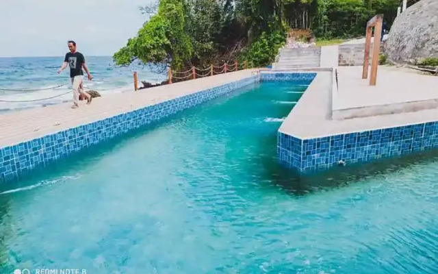 RedDoorz Premium near Anoi Itam Beach Sabang