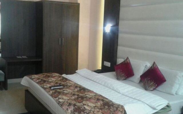 Hotel Spring