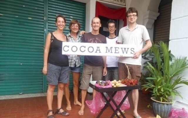 Cocoa Mews Cafe & Homestay - Hostel