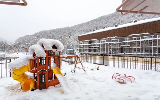 ZhK na Estonskoi 9 Deluxe Apartment